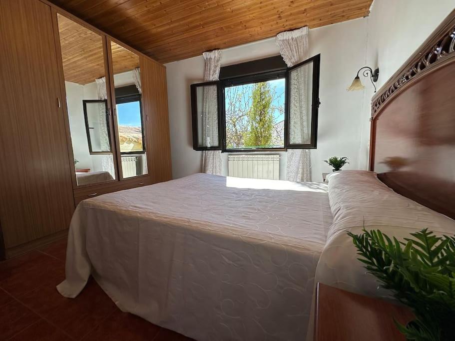 Increible Casita De Pueblo. Vila Ugena Exterior foto